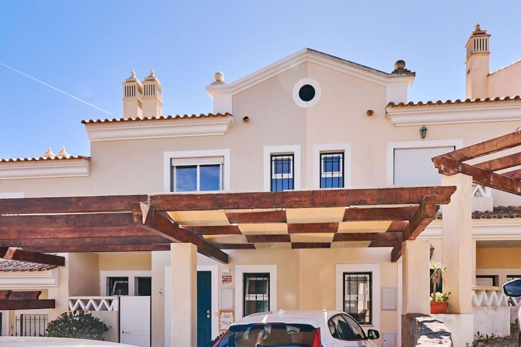 Villa Casa Felix Mit Pool à Albufeira Extérieur photo